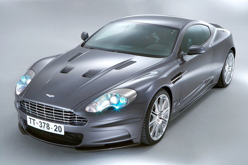 Aston Martin DBS – teoria spisku