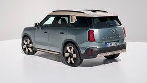 Większe, nowocześniejsze i... już po elektrycznej stronie mocy. Wjeżdża nowe MINI Countryman