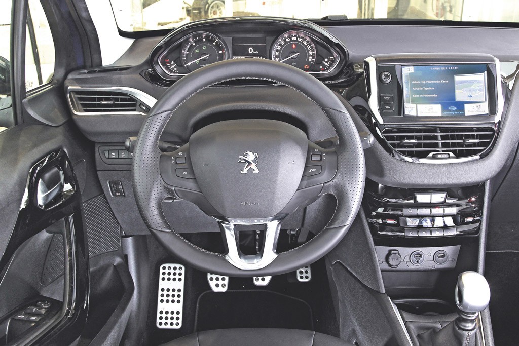 Już wiemy jak jeździ Peugeot 208
