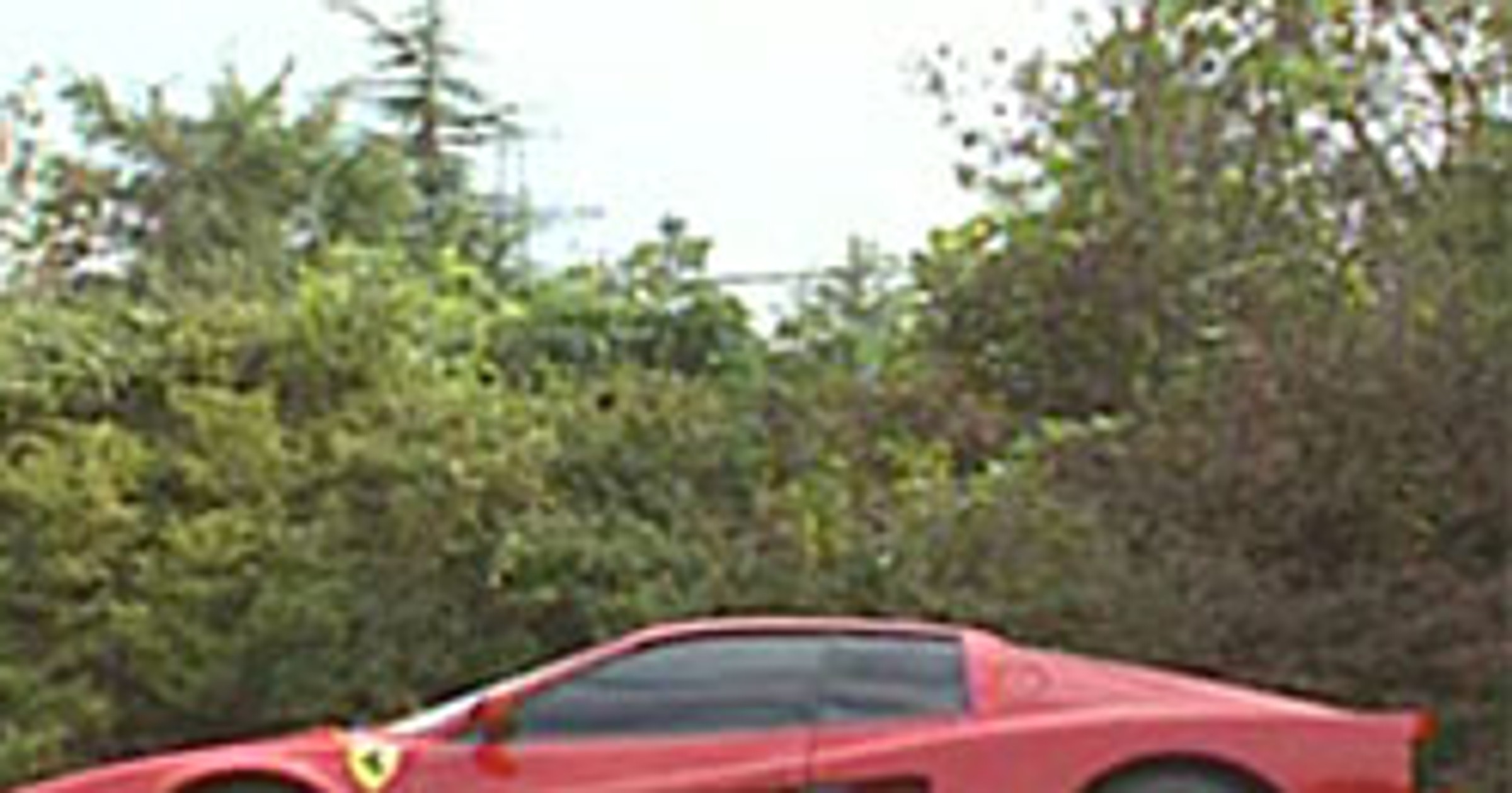 Wideo: Zasmakujcie ryku 12-cylindrowego Ferrari Testarossa