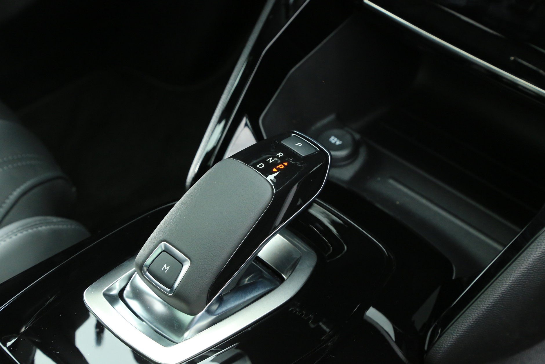 Peugeot 2008 1.2 aut.