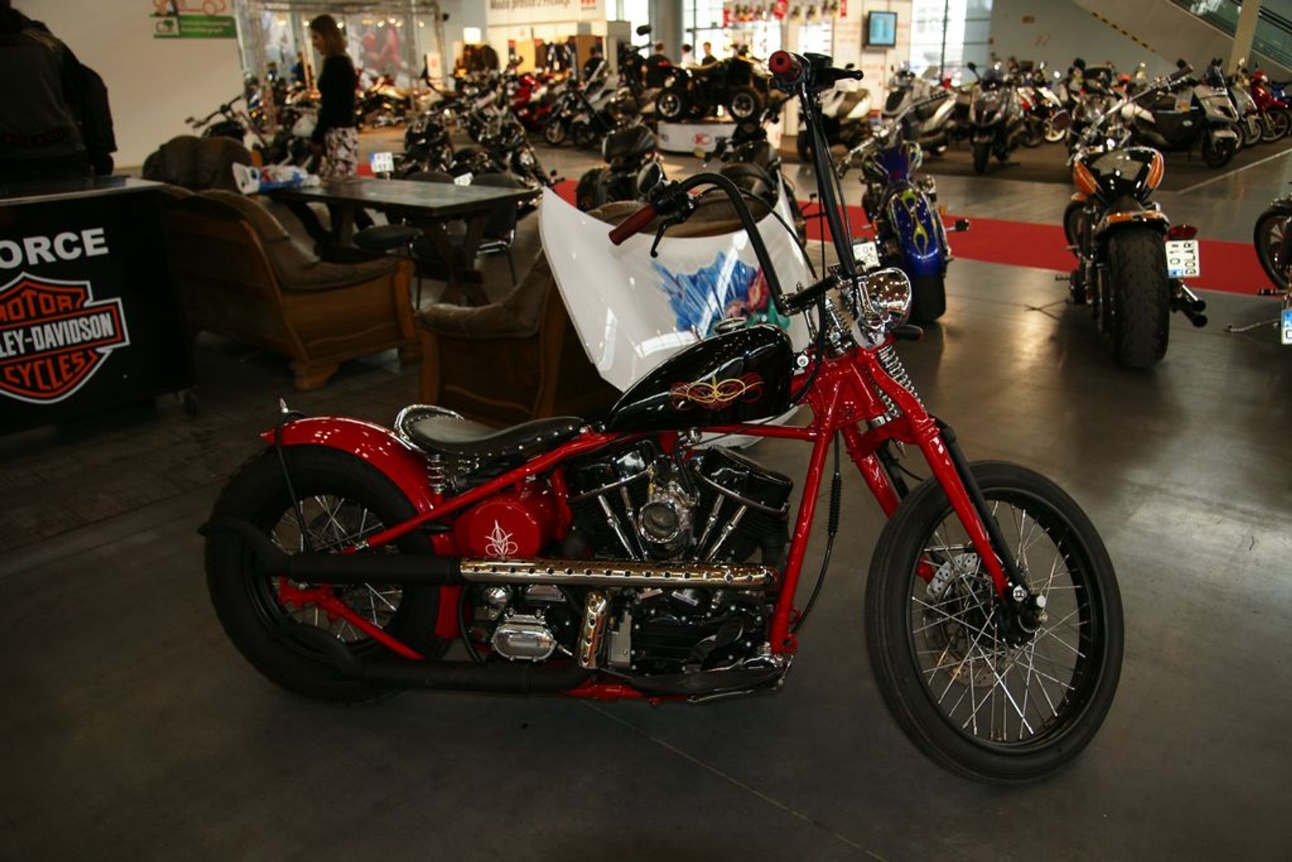 Poznań Motor Show 2010: honor uratowali dilerzy (galeria)