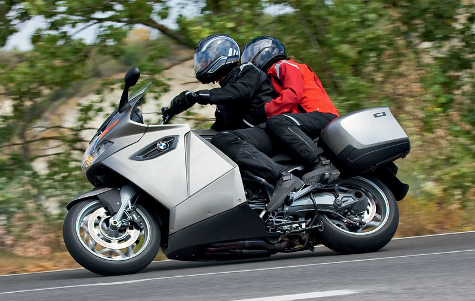 BMW Motorrad 2009: K 1300 S, K 1300 R, K 1300 GT (3x wideo HD!)