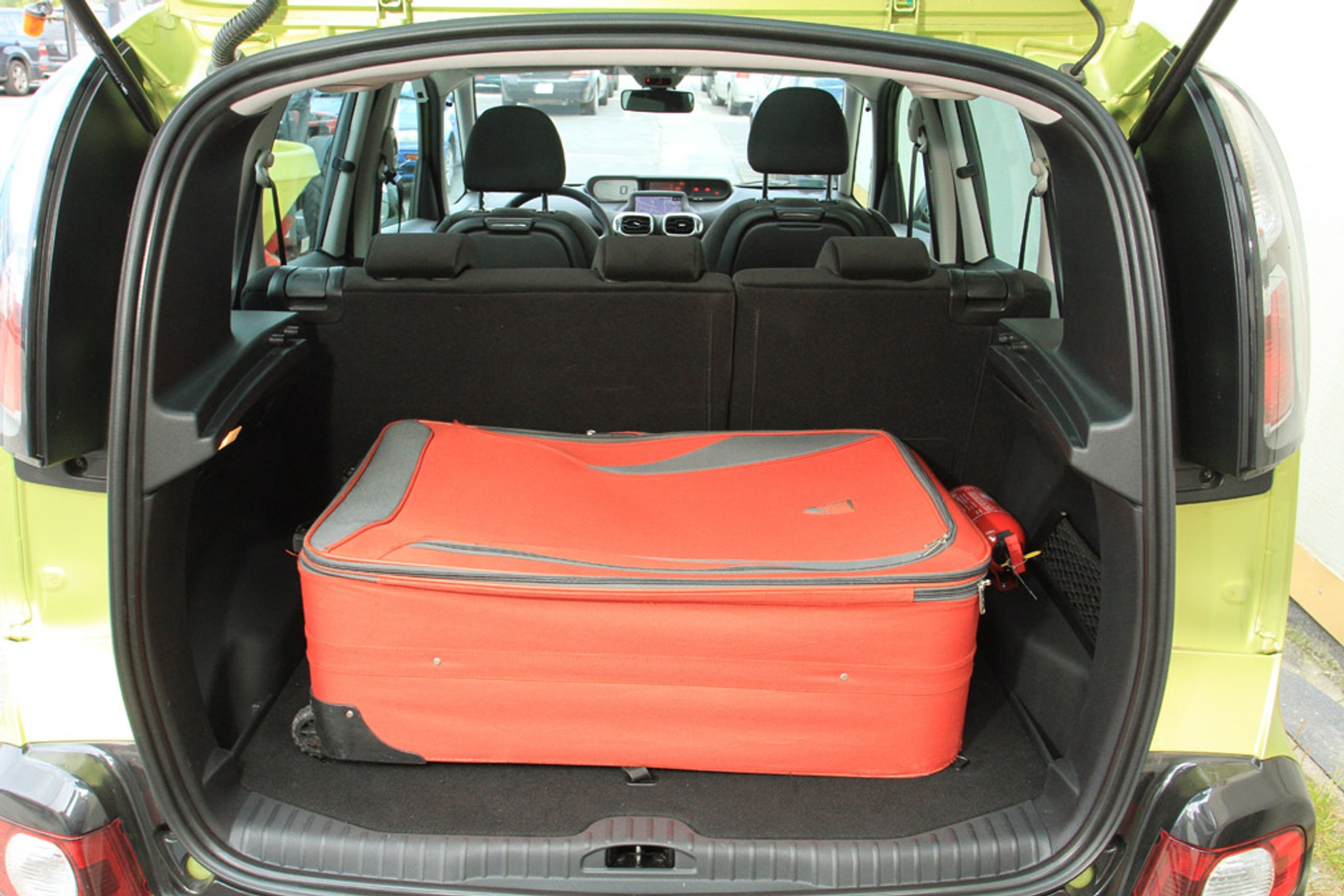 Toyota Verso S kontra Hyundai ix20 i Citroen C3 Picasso: czy to vany idealne na miasto?