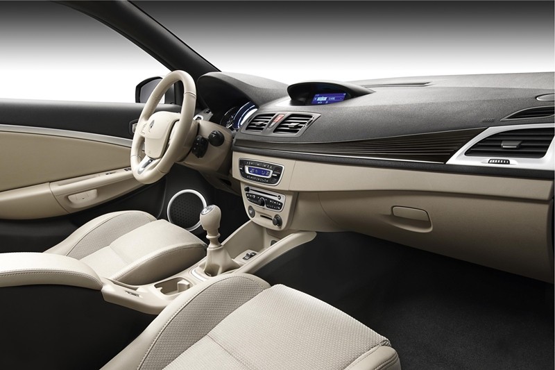 Renault Megane Coupé-Cabrio – sky is the limit