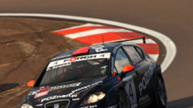 Wyścigi: Damian Sawicki zwycięża we Francji!