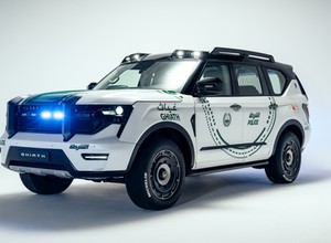 Policja z Dubaju dostanie nowe radiowozy. Łącznie będą kosztować 55 mln dol.