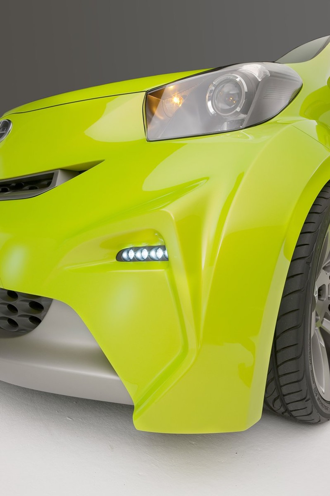 Scion iQ Concept: najmniejsza Toyota zmierza za ocean
