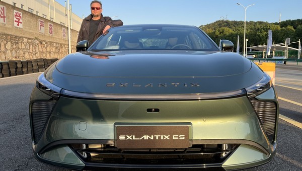 Jeździłem Exlantixem ES. Chiński sedan jest mocniejszy niż Porsche Taycan w wersji za prawie 600 tys. zł