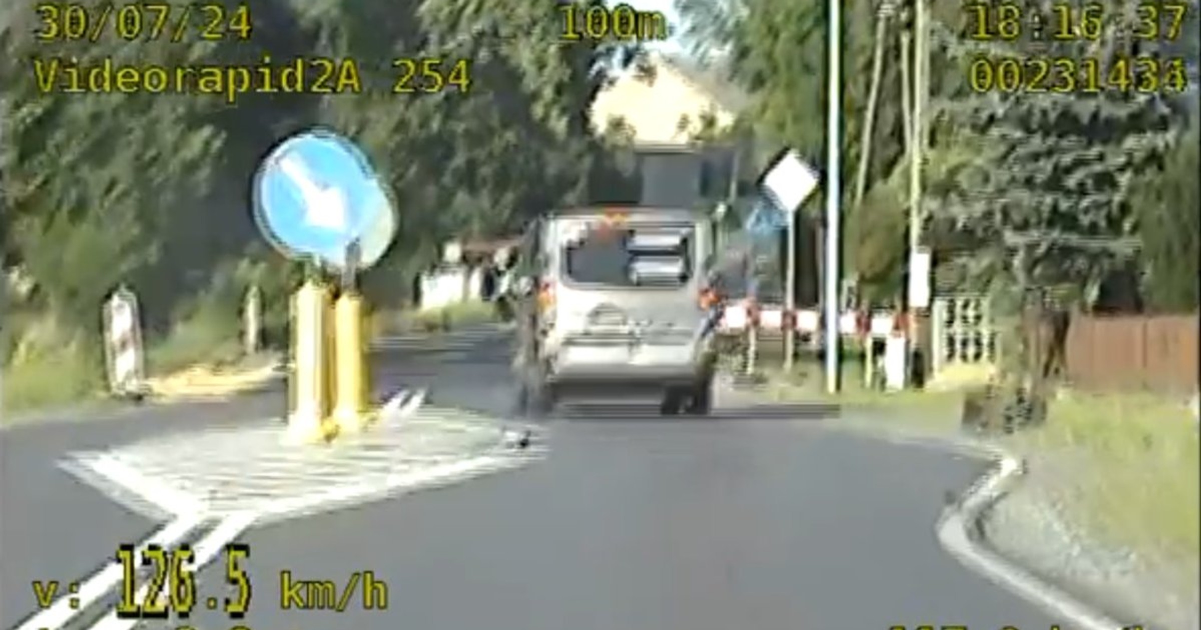 Policjanci zatrzymali kierowcę dostawczaka. Padł rekord