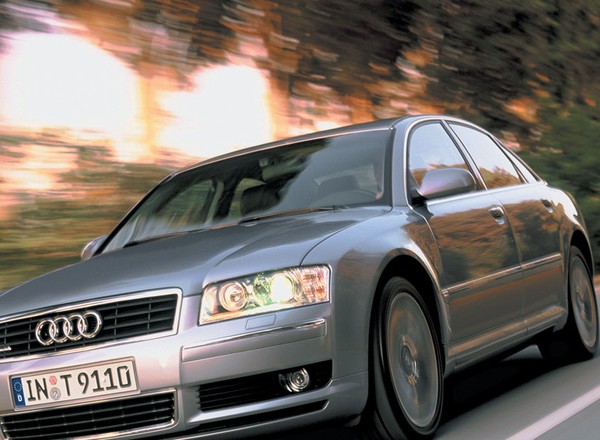 Używane Audi A8, BMW serii 7 i Mercedes klasy S: duża przyjemność za małe pieniądze