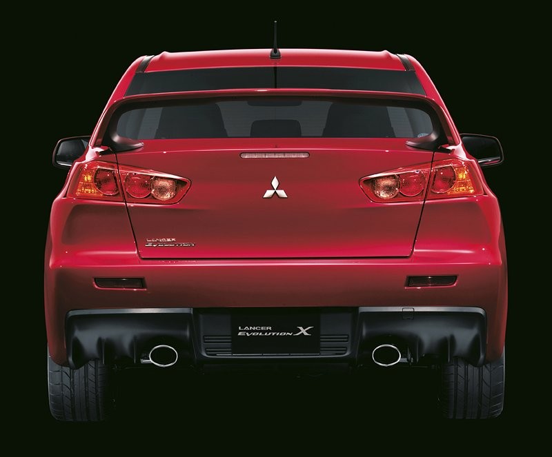 Bologna Motor Show 2007: mocniejsze Mitsubishi Lancer Evolution dla Europy