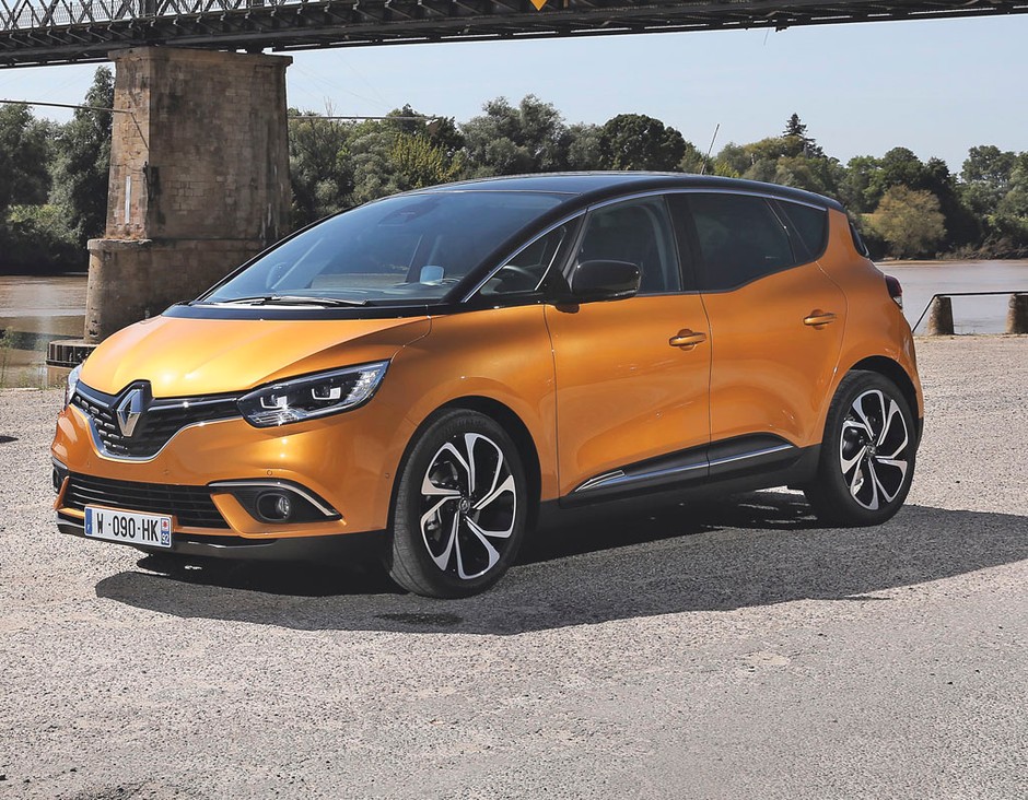 Renault Scenic - komfortowy van na 20-calowych kołach