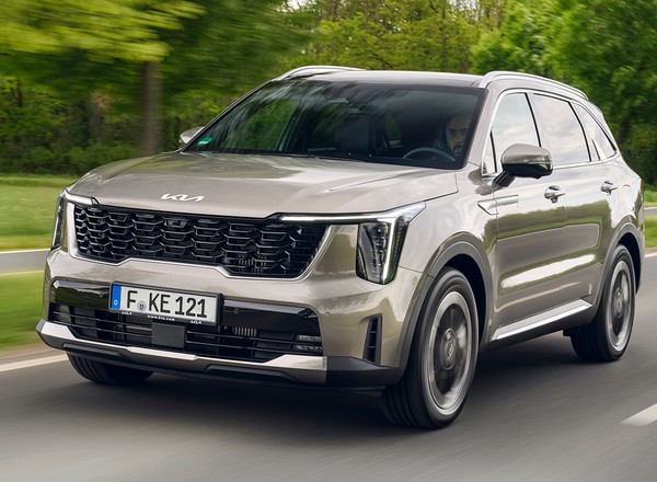 Nowa Kia Sorento już nie tylko z dieslem. Następne wersje w gamie