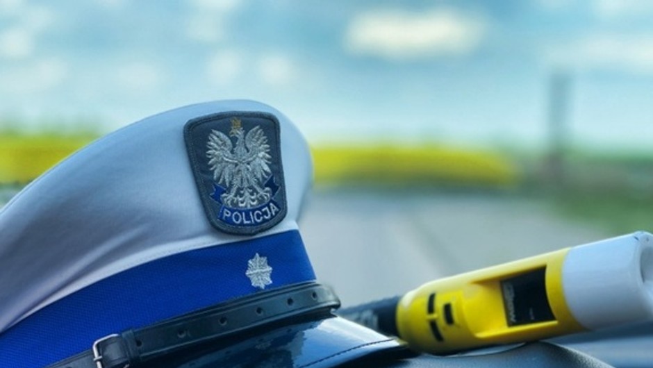 Obraz pochodzący z serwisu https://tomaszow-lubelski.policja.gov.pl/ltl/informacje/aktualnosci/146895,Jechal-krajowka-bez-tablic-rejestracyjnych-ubezpieczenia-i-z-promilami.html