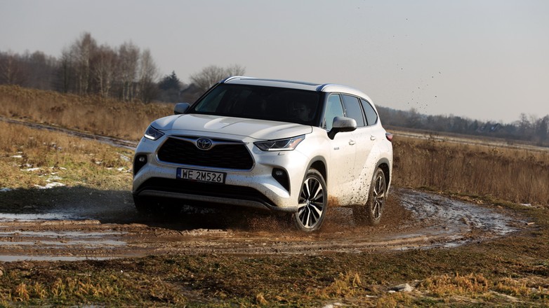 Toyota Highlander 2.5 Dynamic Force Hybrid AWD-e e-CVT