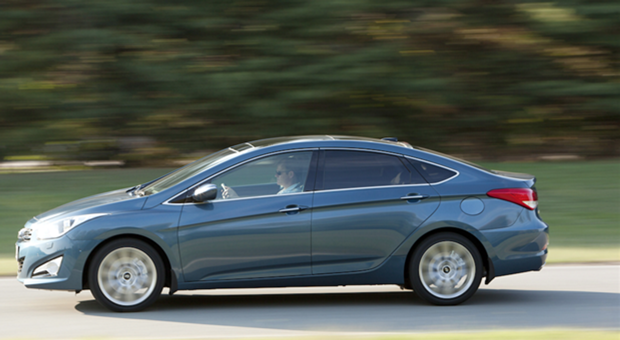 Hyundai i40 sedan - Czy konkurenci powinni się bać?