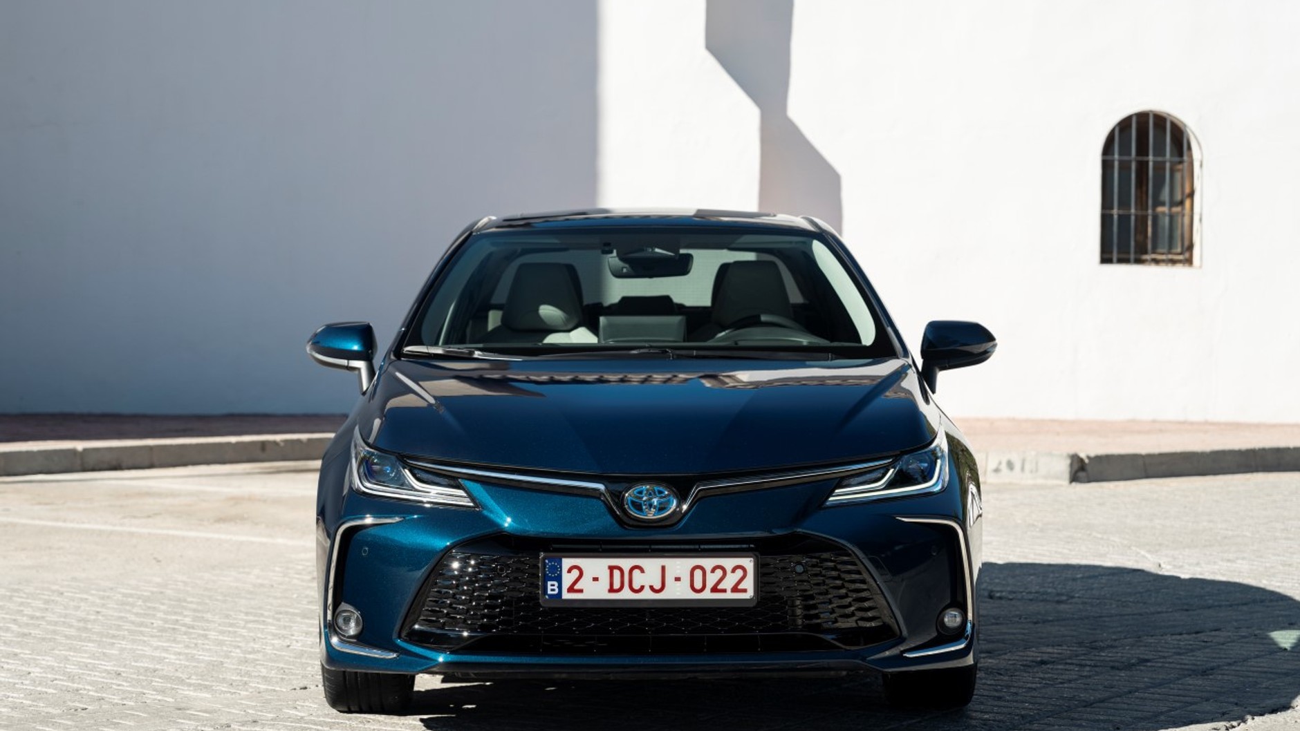 Toyota Corolla Sedan