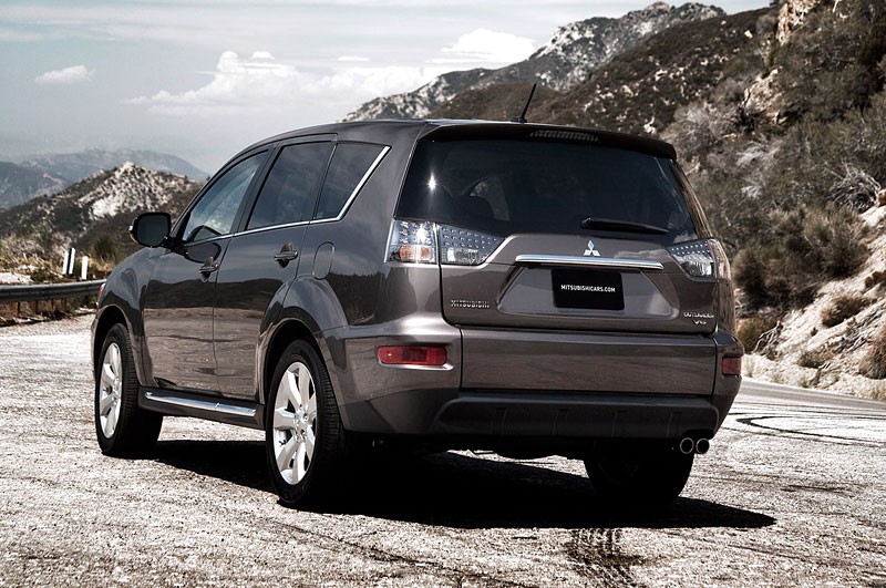 Mitsubishi Outlander GT dostane pohon S-AWC z Lanceru Evolution