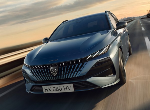 Nowy Peugeot 308 wjeżdża do Polski. Znamy już ceny. Od 125 tys. 900 zł