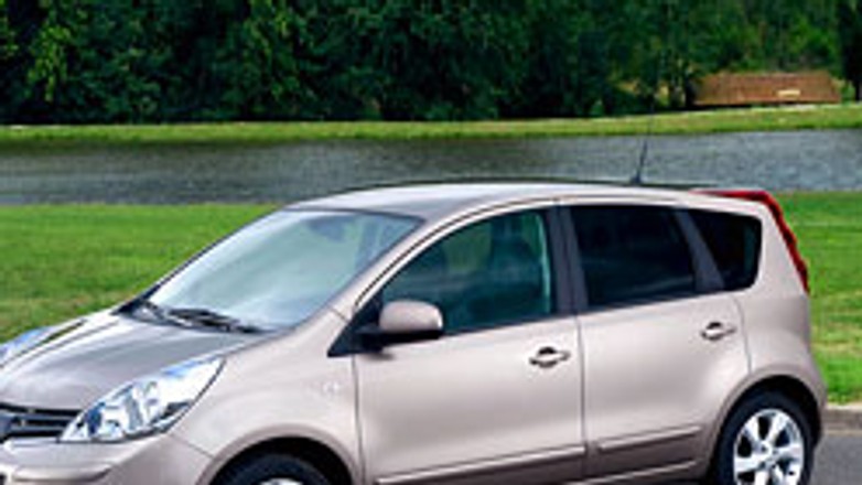 Paryż 2008: Nissan Note po lekkim liftingu i z nowym silnikiem
