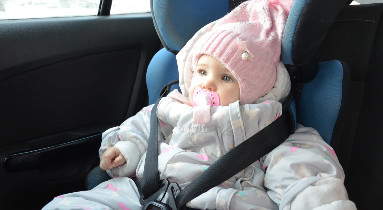 Rodzice zimą często popełniają ten błąd. Gruba sprawa, która ma przykre konsekwencje