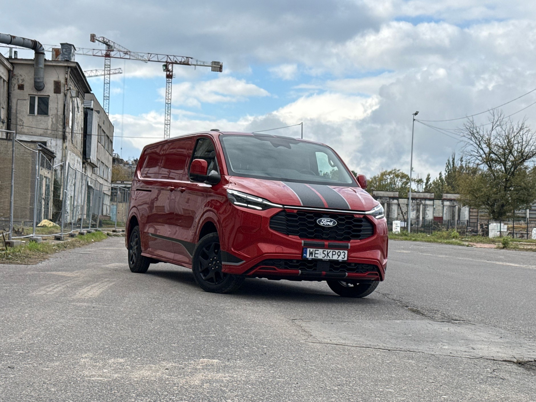 Ford Transit Custom plug-in