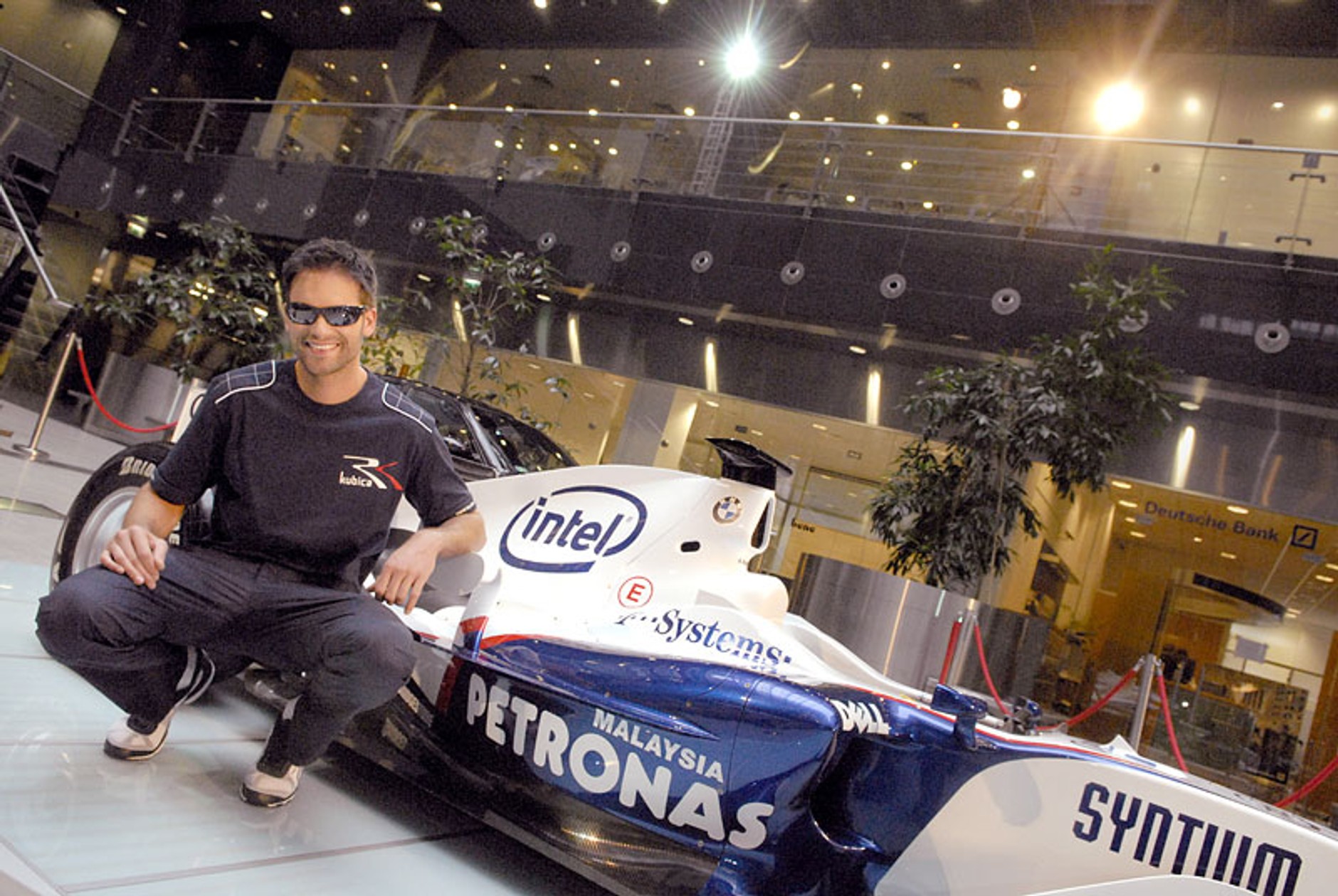 Nowa kolekcja BMW Sauber F1 Team 2008 (fotogaleria)