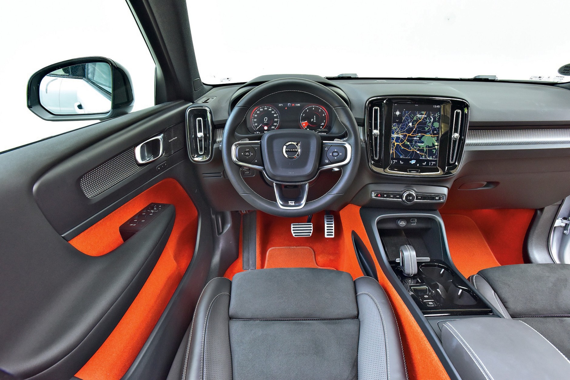 Range Rover Evoque kontra Volvo XC40