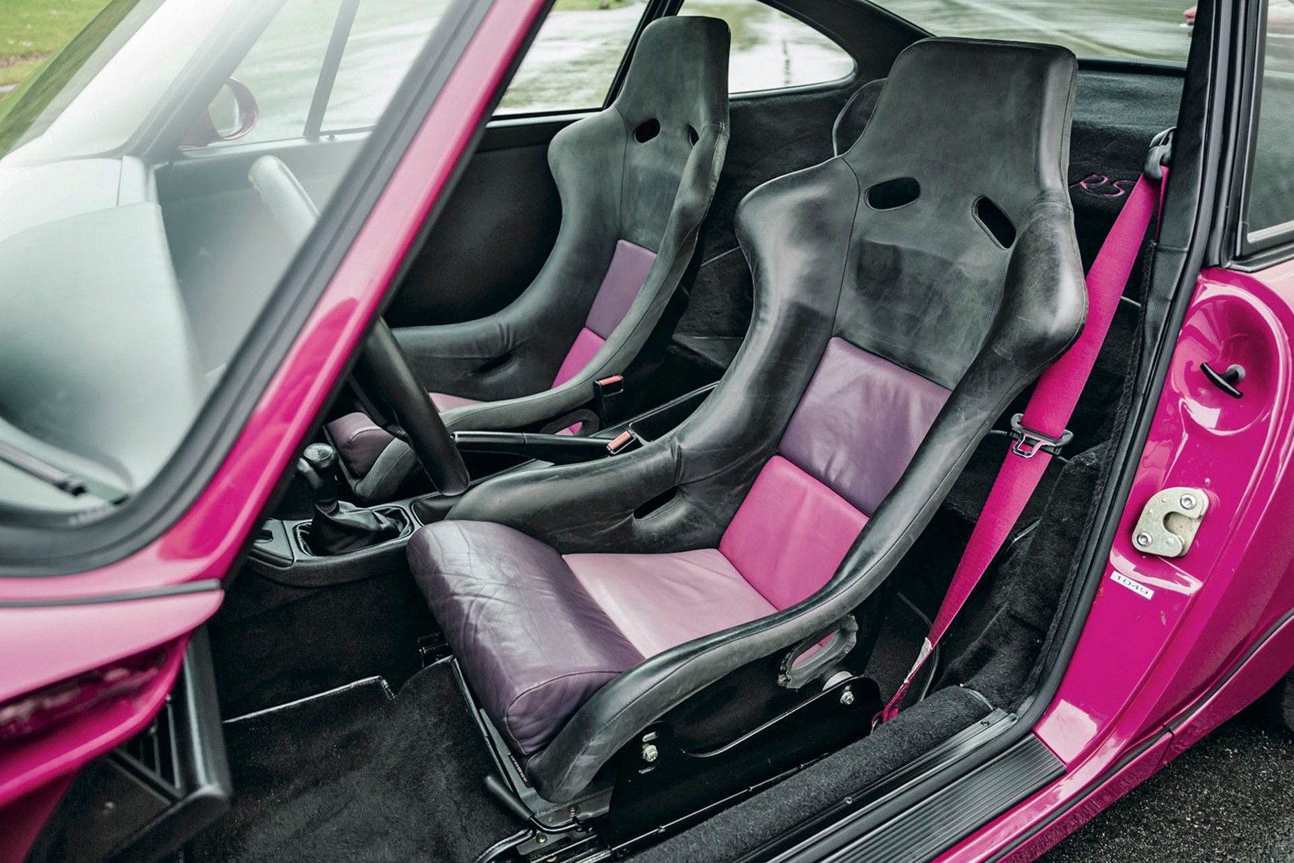 Porsche 911 Carrera RS (964) - klasyk dla utalentowanych kierowców