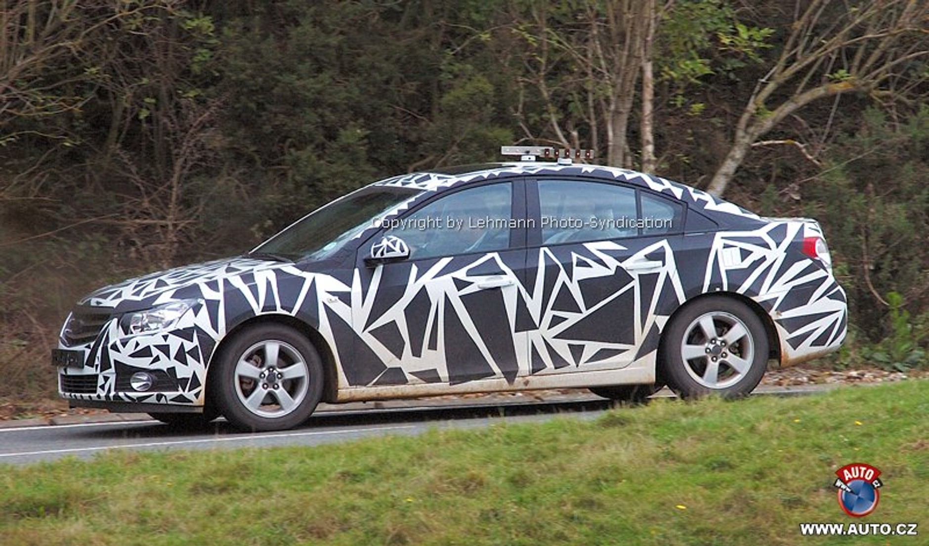 Zdjęcia szpiegowskie: Chevrolet Nubira prawie bez maskowania