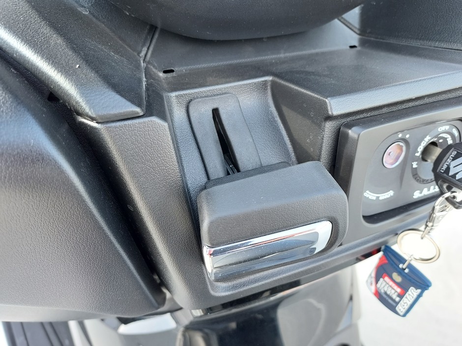 Suzuki Burgman 400 2022
