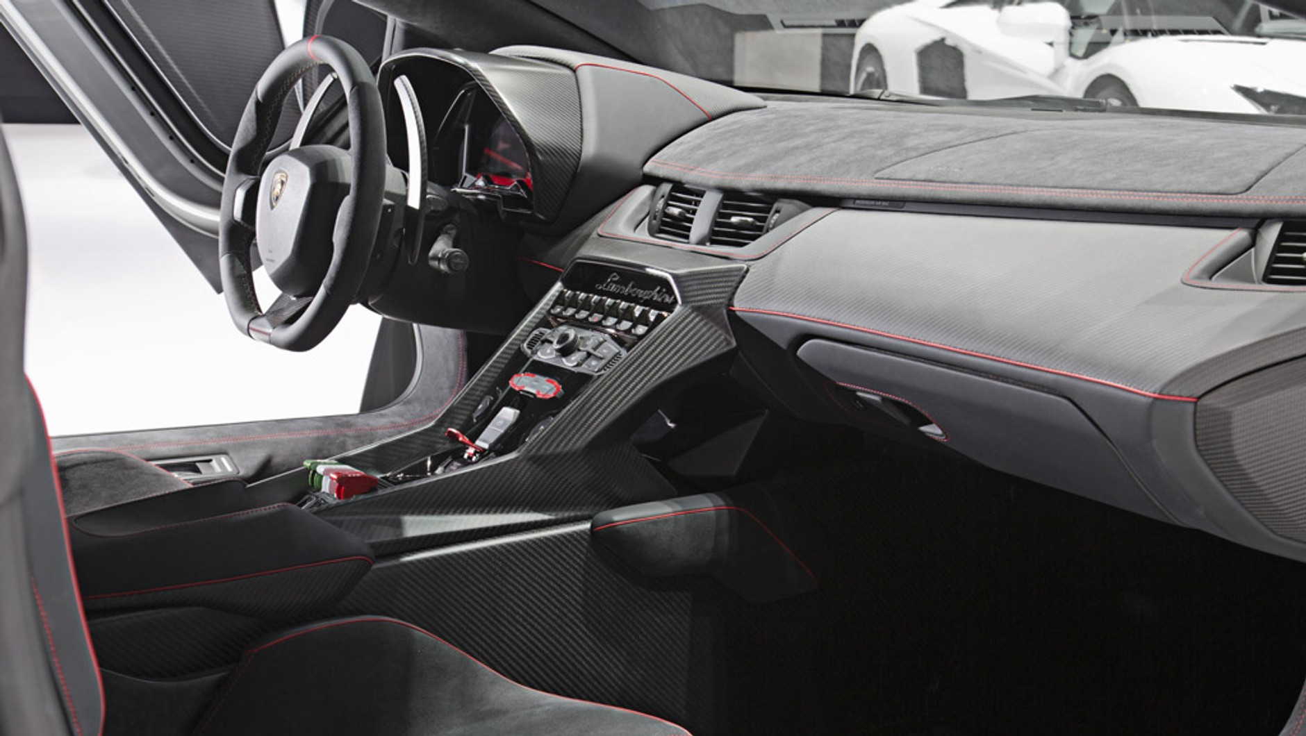 Lamborghini Veneno: ku chwale mordercy