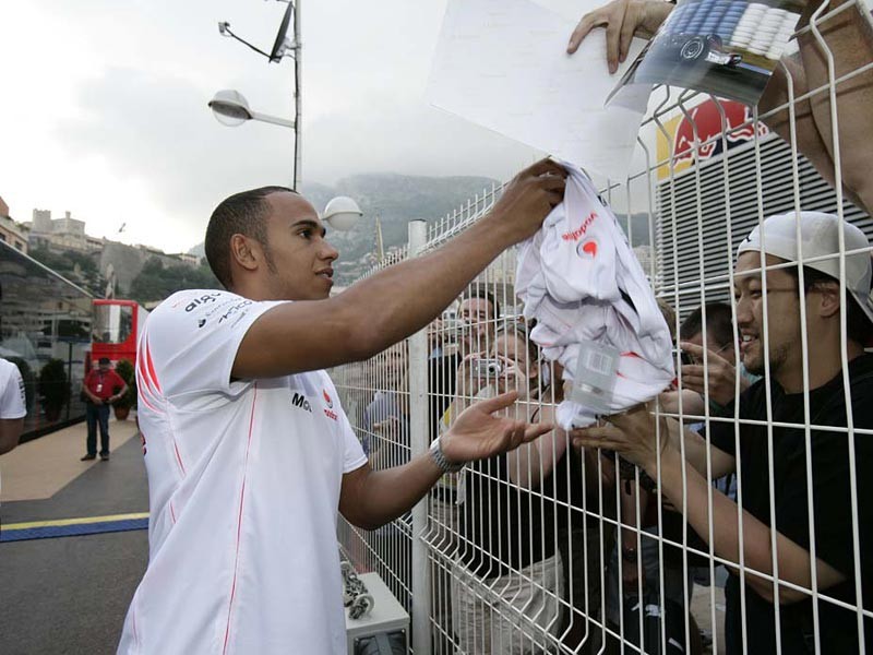 Grand Prix Monaco 2007: dziewczyny, gwiazdy filmu i F1 fotografował Jiří Křenek