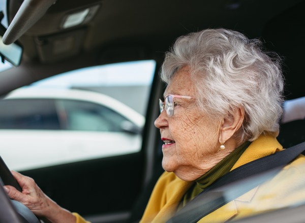 Zmiany w prawie jazdy. Jest decyzja w sprawie badań lekarskich u seniorów