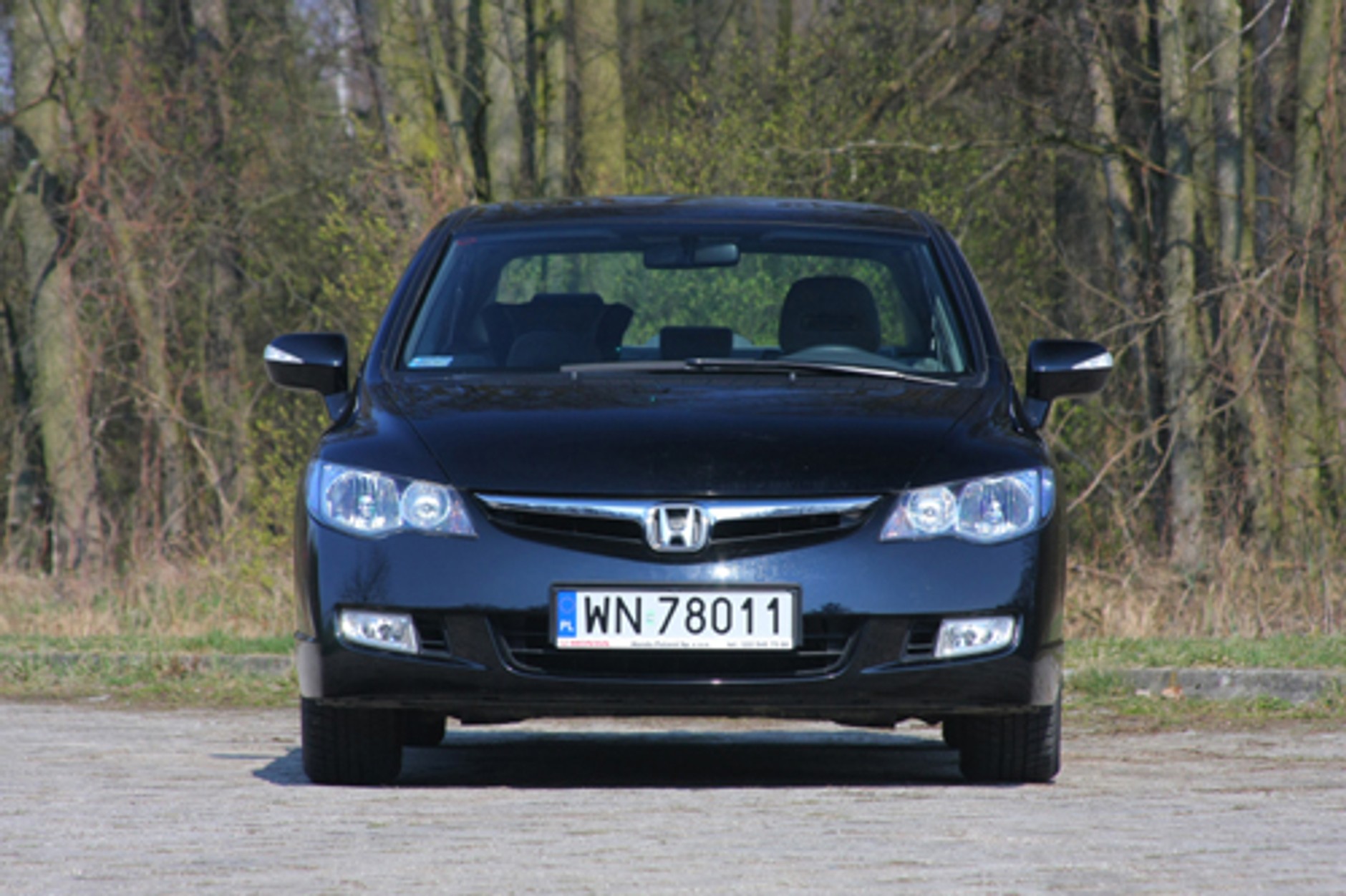 Mitsubishi Lancer kontra Honda Civic - porównanie sedanów
