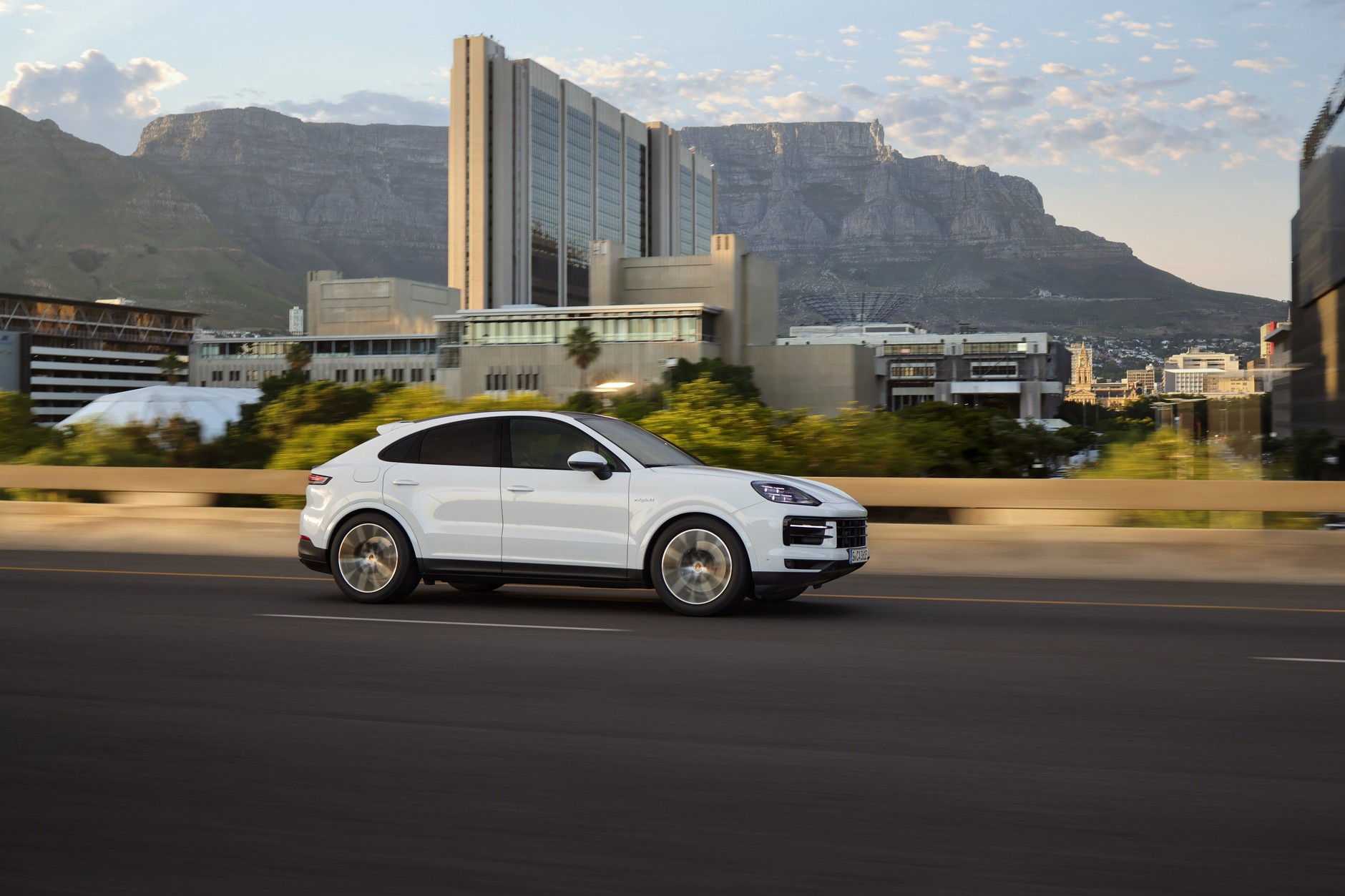 Porsche Cayenne po liftingu (2023)