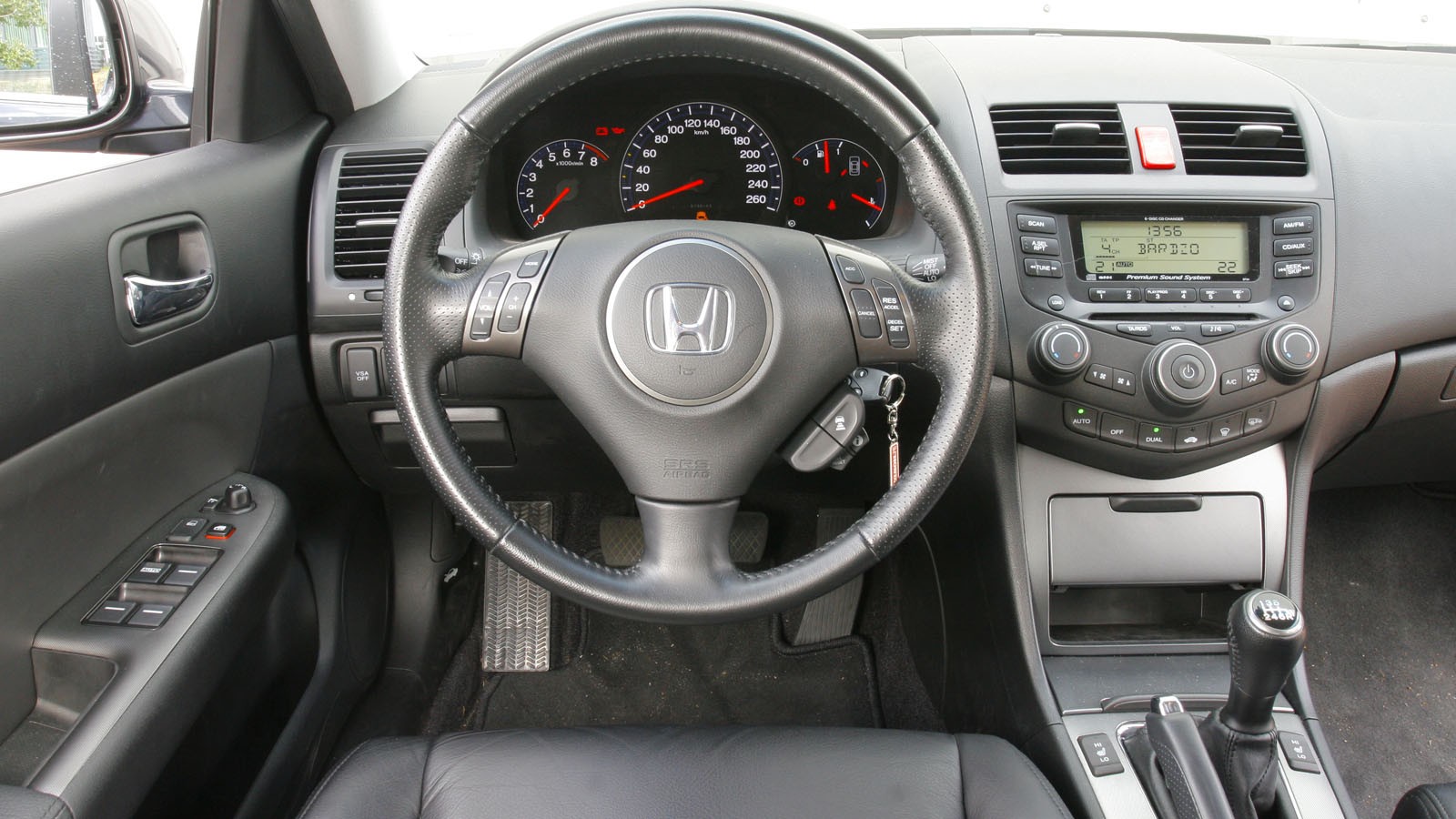 6. Honda Accord VII (2003-08) - od 15 000 zł