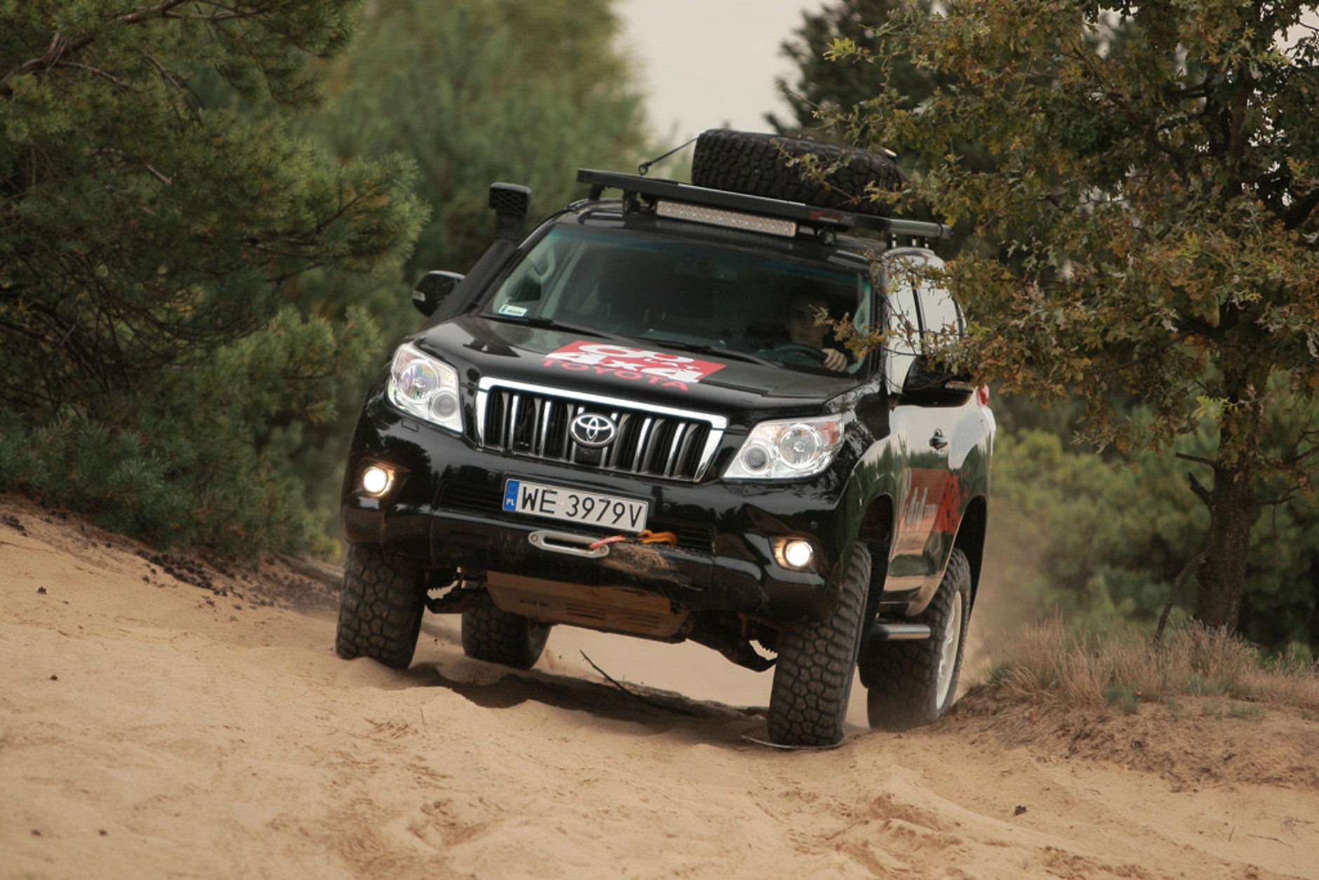 Toyota Land Cruiser: w ciężki teren jedź bezpiecznie