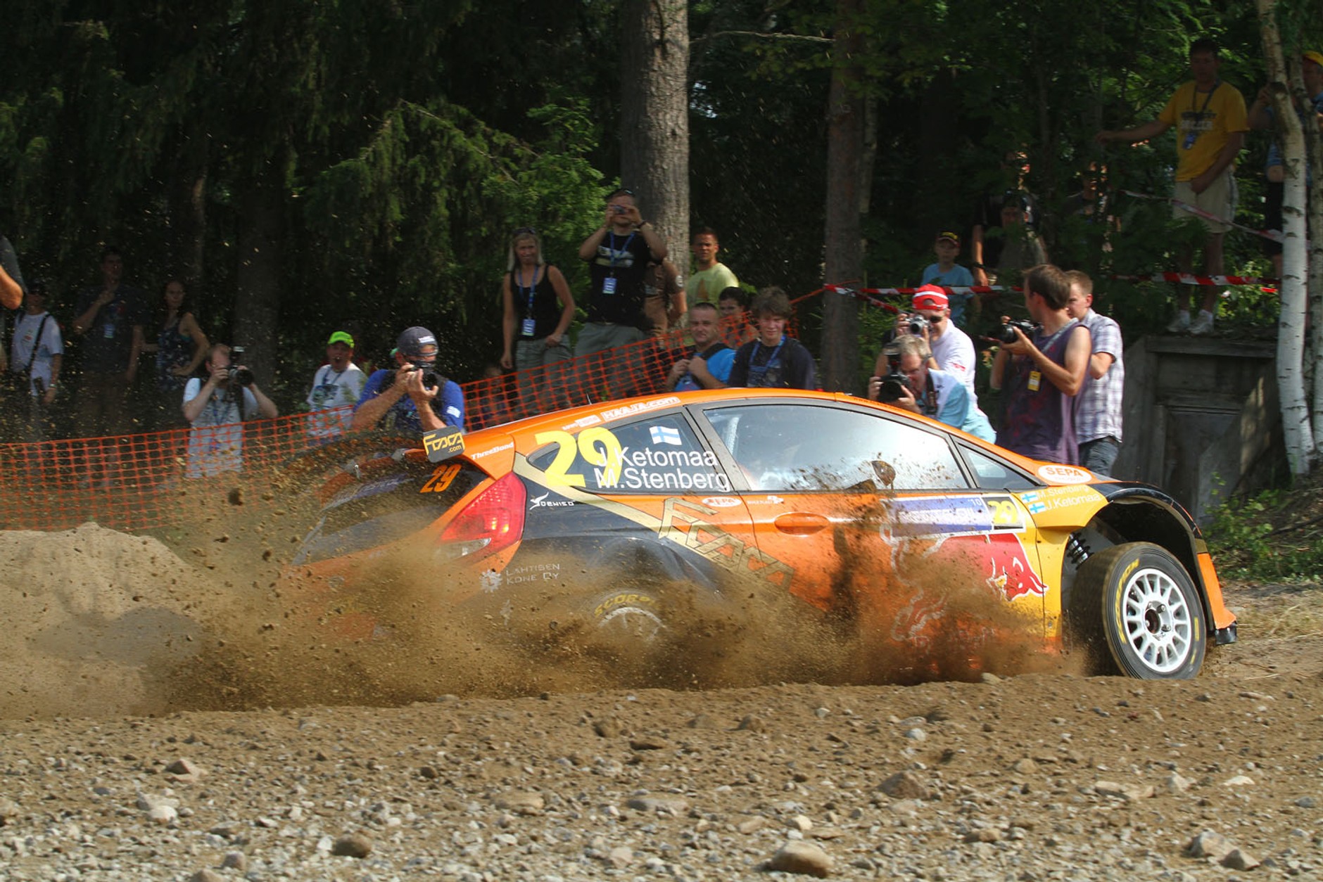 Rajd Finlandii 2010: Solberg przed Hirvonenem (prolog, wyniki, galeria Rallyworld©Willy Weyens)