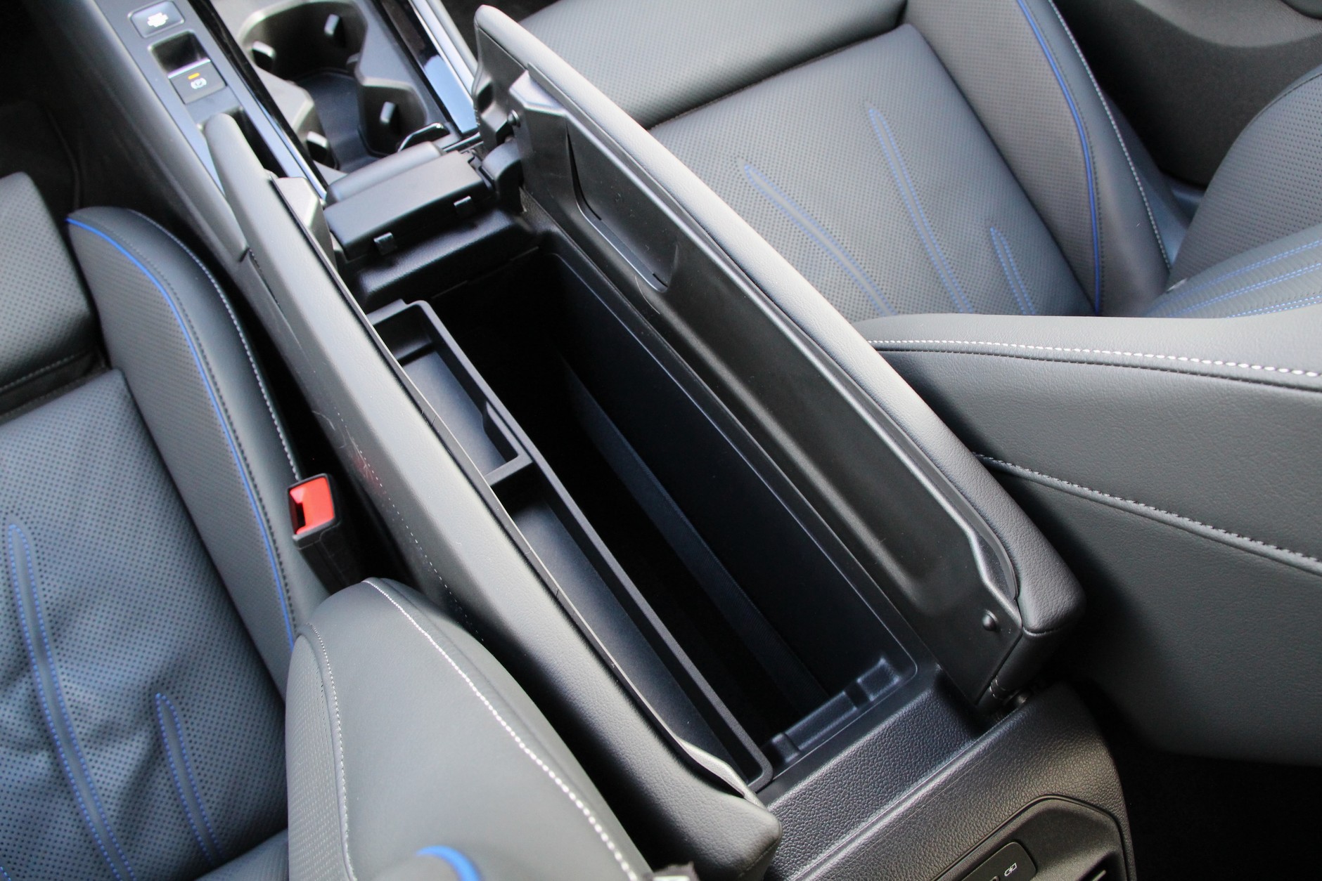 Volkswagen Passat 2.0 TDI R-Line Plus