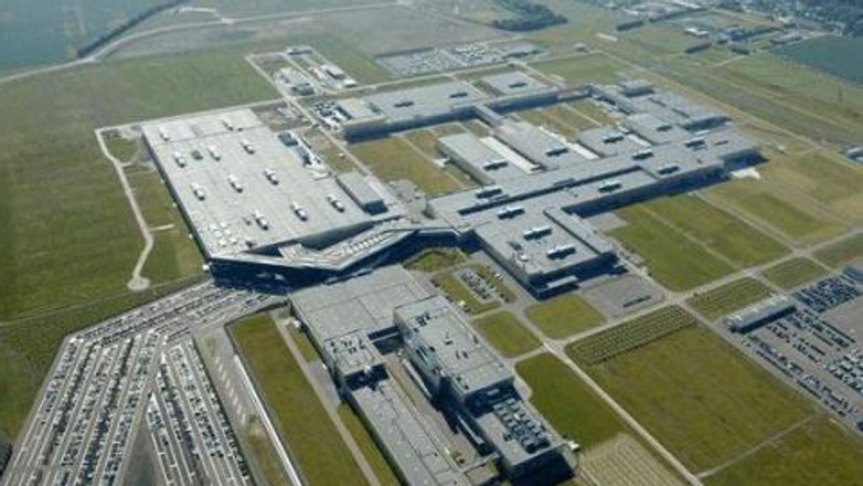 BMW X1 oraz MINI SUV - Paryskie nowości