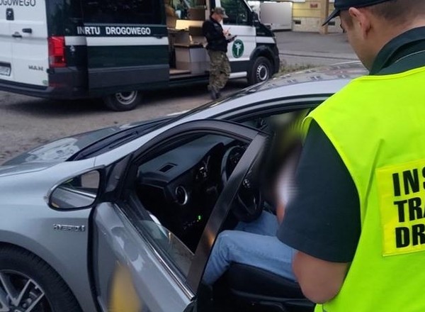 Inspektorzy ITD ruszyli do ogólnopolskiej akcji. Sprawdzali konkretny typ kierowców