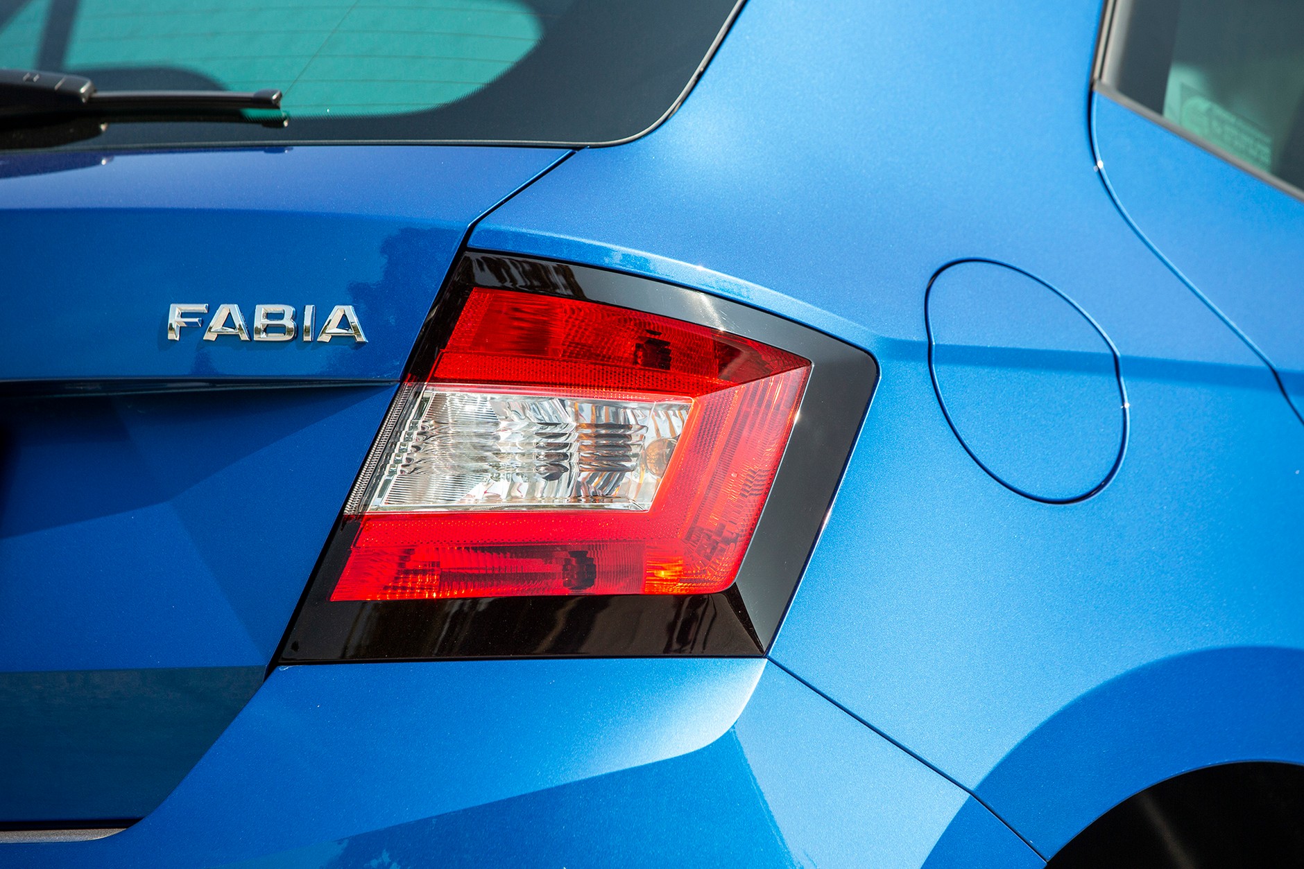 Skoda Fabia 1.0 MPI - jak jeździ z podstawowym benzyniakiem?