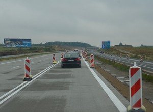 Odcinkowy pomiar prędkości na przyszłej autostradzie - wojna z piratami