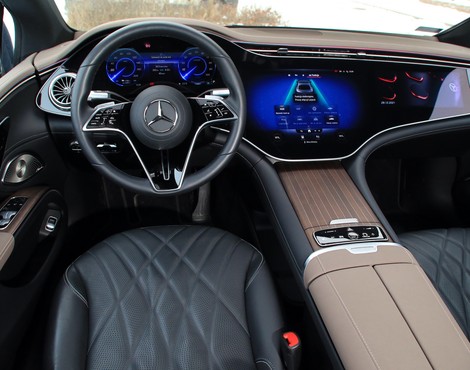 Mercedes EQS