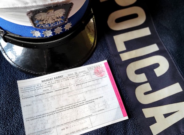 Policjanci z grupy Speed zatrzymali kierowcę Porsche. Pędził 209 km na godz. po trasie S5