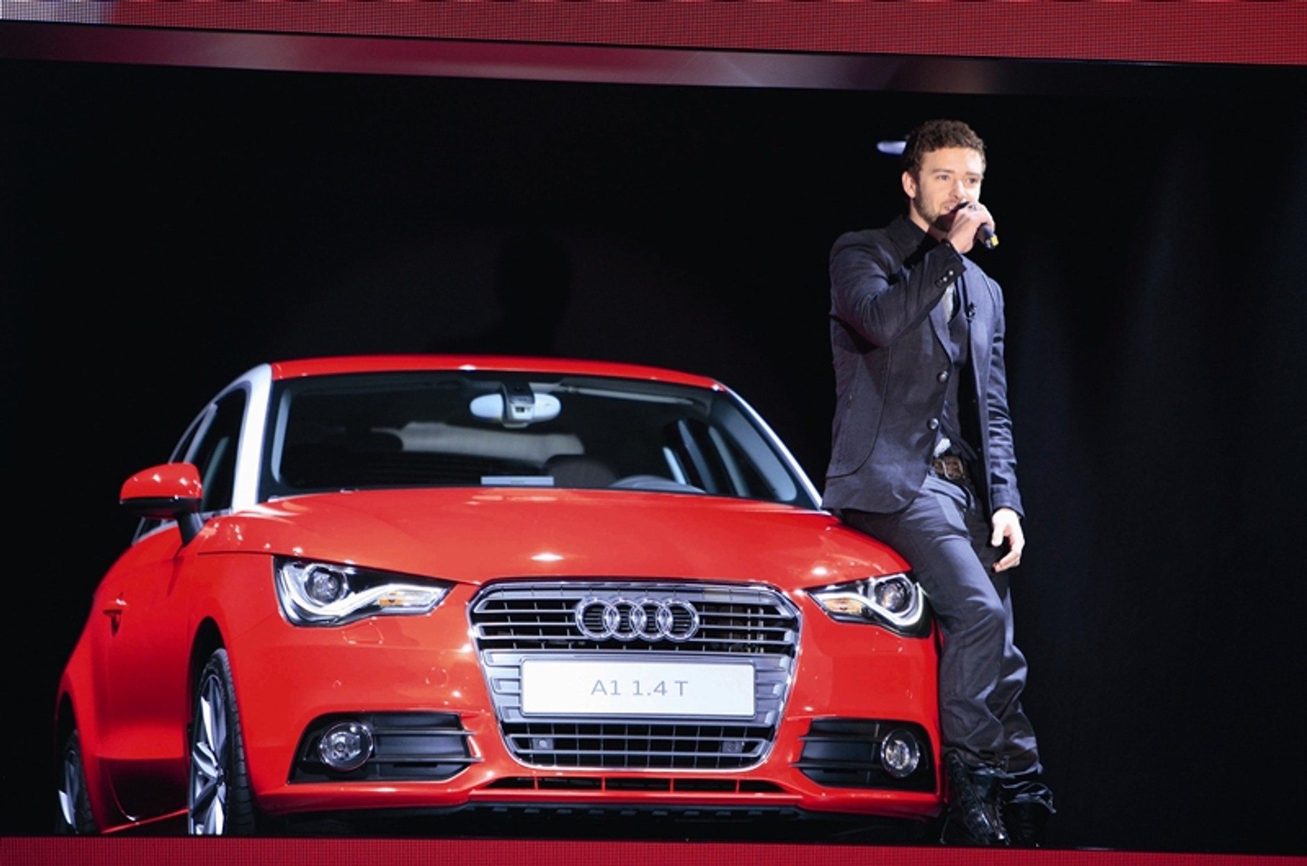 Shakira i Justin Timberlake gwiazdami salonu w Genewie