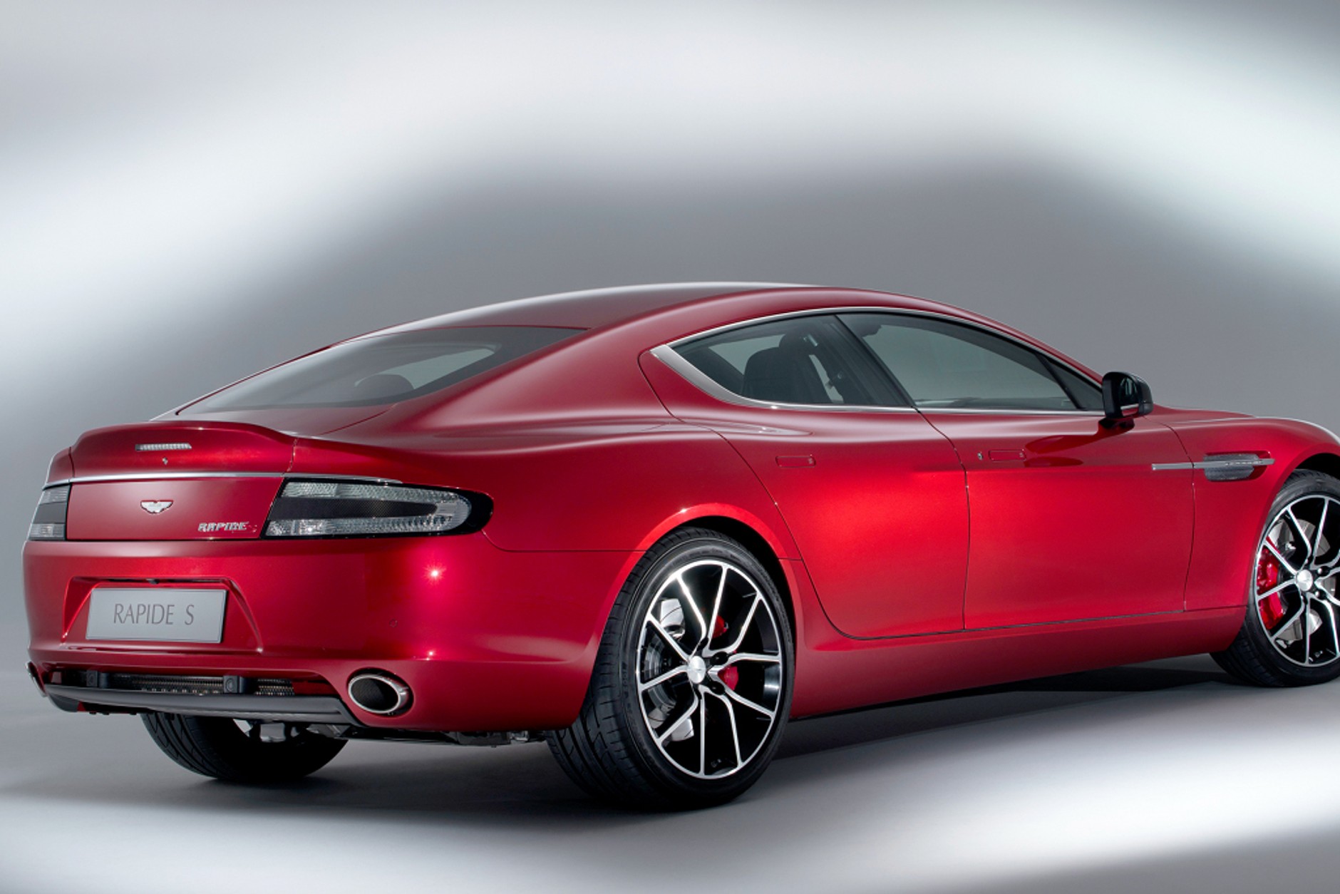 Aston Martin Rapide S: jeszcze mocniejszy
