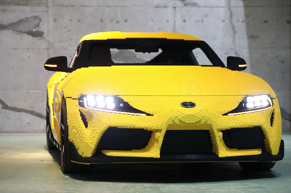 Toyota GR Supra z klocków Lego, wygląda świetnie i jeździ